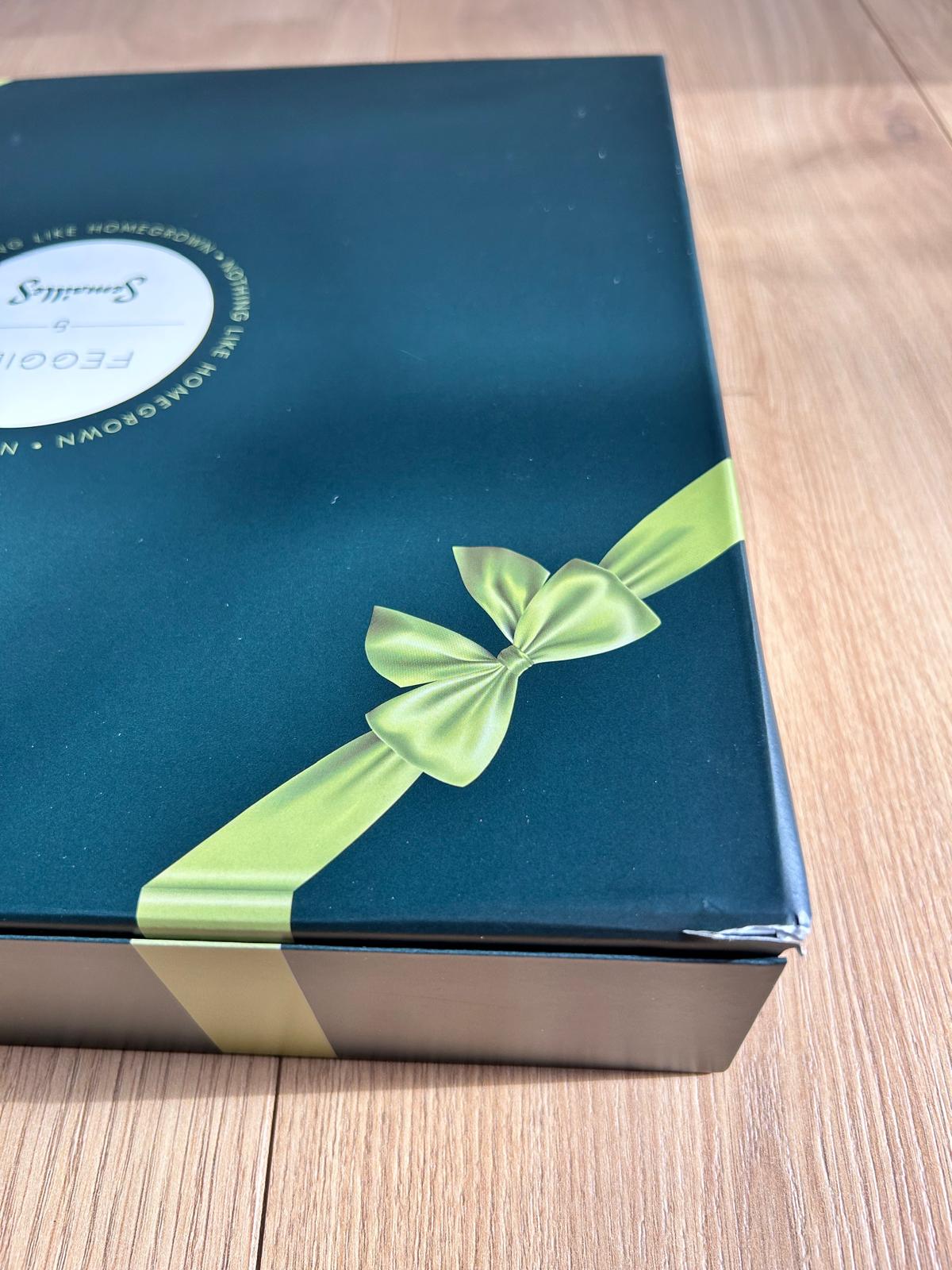Tweedekans adventskalender: deukje in de hoek van het deksel